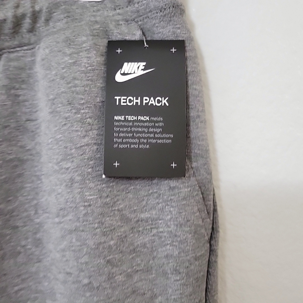 Nike Tech Pack Fleece Men's Shorts Grey Size XLarge - Picture 9 of 14